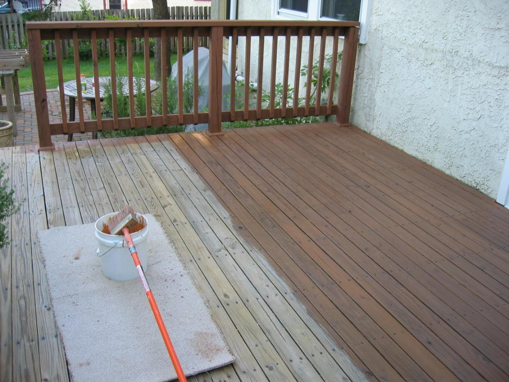 Deck Staining and Painting